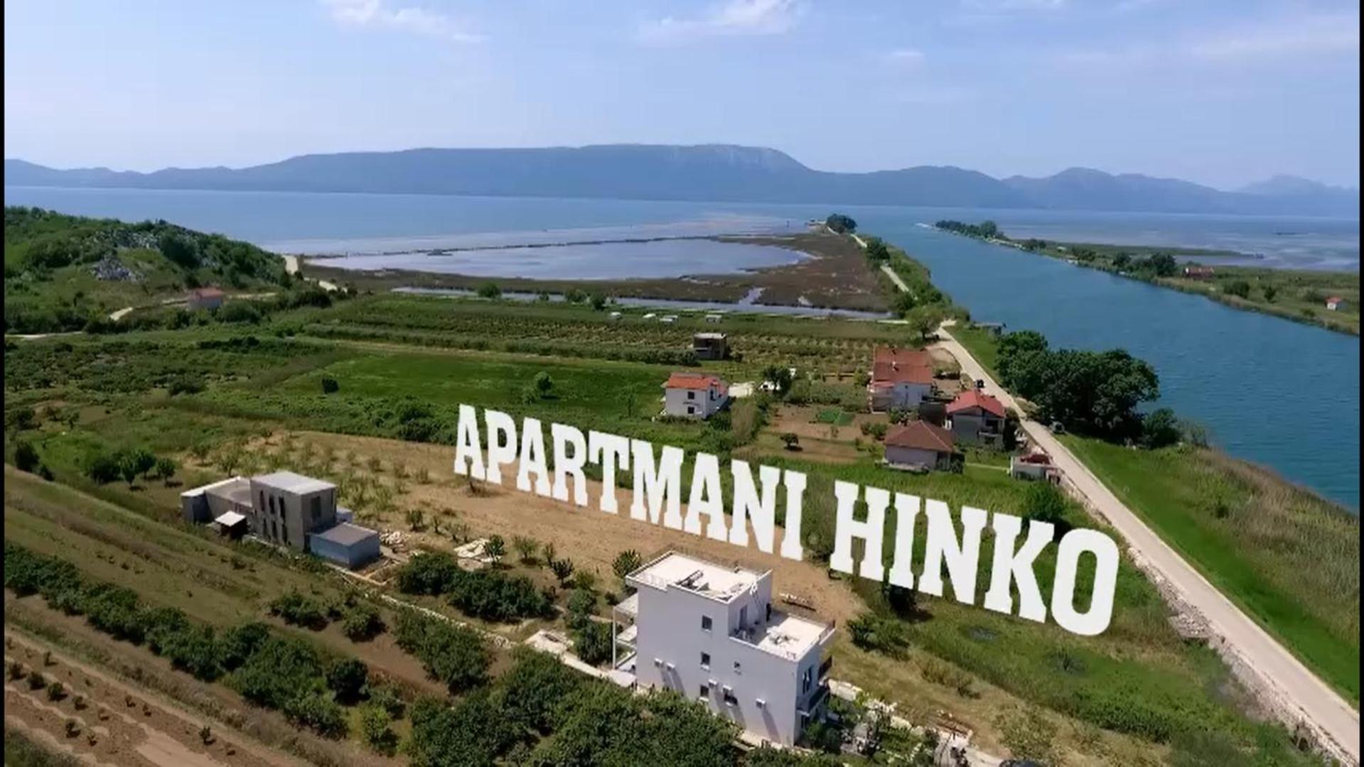 Kitehouse Usce Aparthotel Komin  Kültér fotó